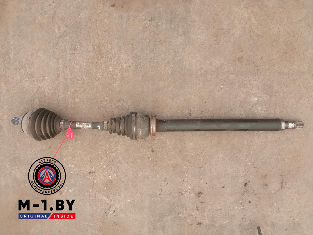 полуось передняя правая (приводной вал, ШРУС) Volvo V70 2 поколение (2000 - 2005), 2.4 л., бензин - фото №1