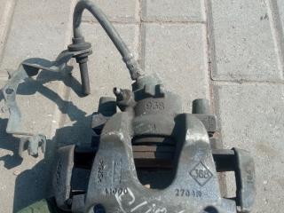 суппорт передний правый Renault Clio 4 поколение (2012 - 2016)