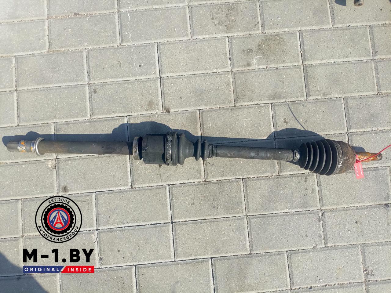 полуось передняя правая (приводной вал, ШРУС) Renault Scenic 2 поколение (2003 - 2006), 1.9 л., дизель - фото №1