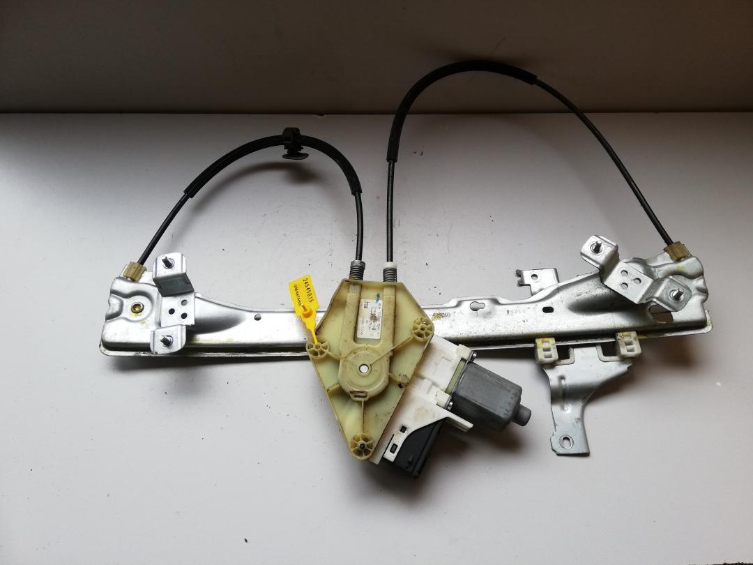 стеклоподъемник электрический задний правый Renault Latitude 1 поколение 2010, 827300007 - фото №1