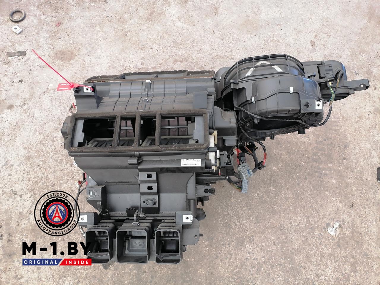 корпус отопителя (печки) Renault Latitude 1 поколение (2010 - 2014) - фото №1