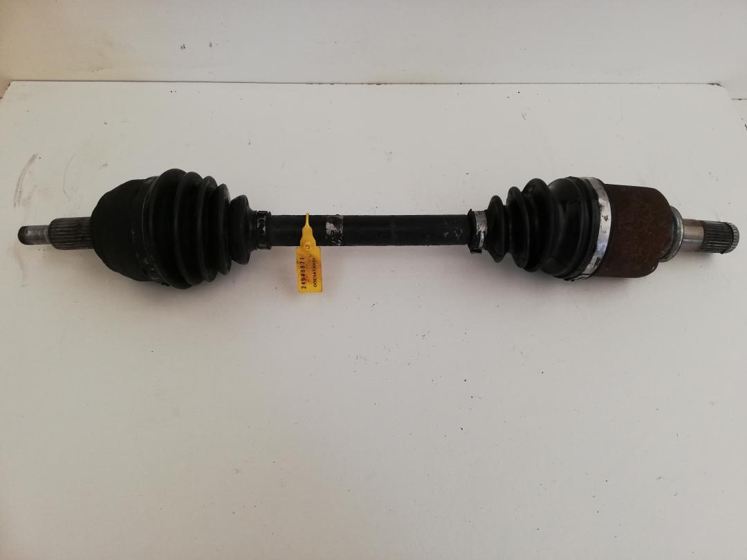 полуось передняя левая (приводной вал, ШРУС) Renault Latitude 1 поколение 2010, 2.0 л., дизель, АКПП - фото №1