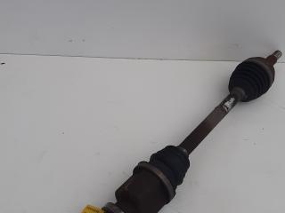 полуось передняя правая (приводной вал, ШРУС) Renault Megane 2 поколение [рестайлинг] 2007, 1.6 л., бензин, АКПП, 8200267041