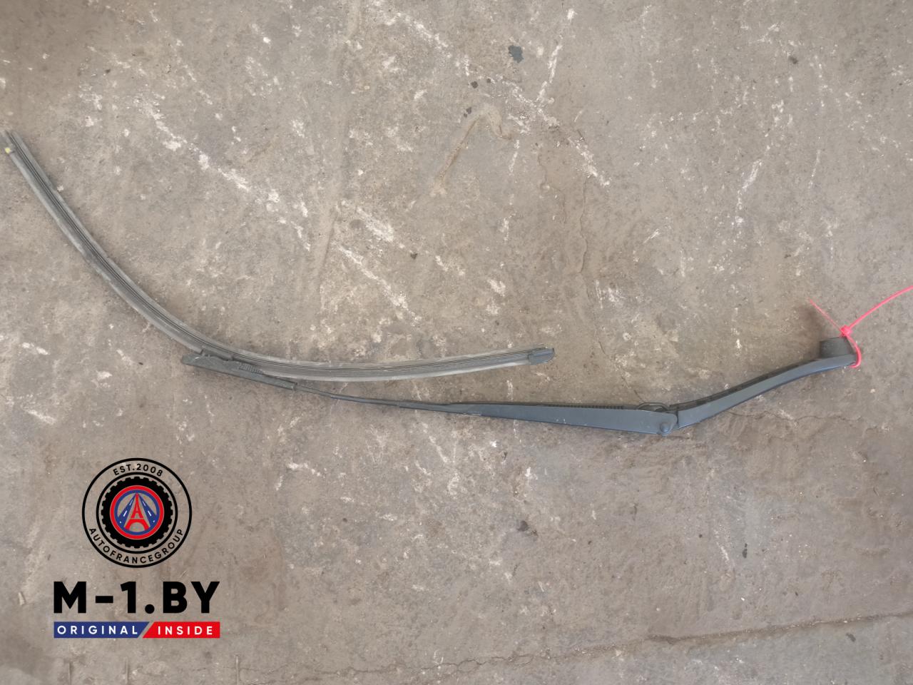 щеткодержатель (поводок стеклоочистителя, дворник) Renault Koleos 1 поколение (2008 - 2011), 80018507 - фото №1