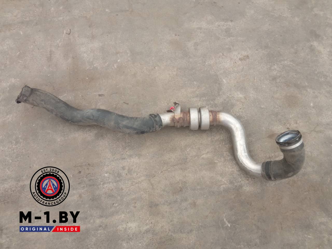 патрубок интеркулера Renault Logan 1 поколение 2009, 8200598006C - фото №1