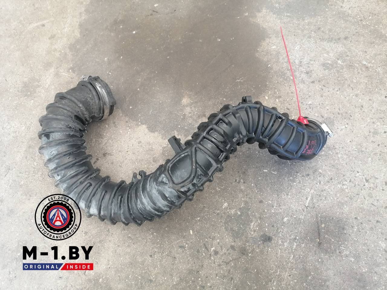 патрубок турбины Renault Trafic 2 поколение (2001 - 2006), 8200607746 - фото №1