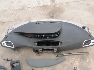 панель передняя салона (торпедо) Renault Scenic 3 поколение (2009 - 2012)