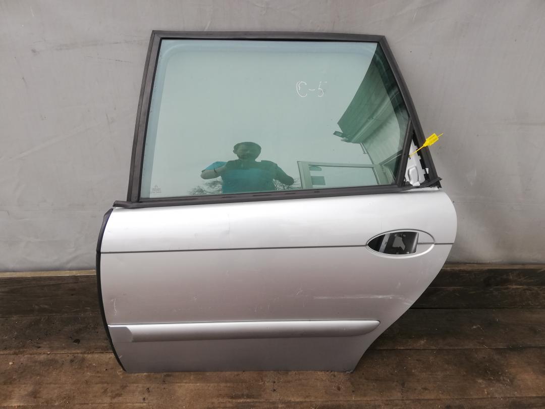 дверь задняя левая Citroen C5 1 поколение 2000 - фото №1