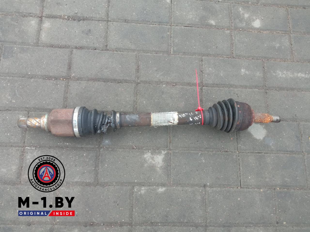 полуось передняя левая (приводной вал, ШРУС) Renault Scenic 2 поколение (2003 - 2006) - фото №1