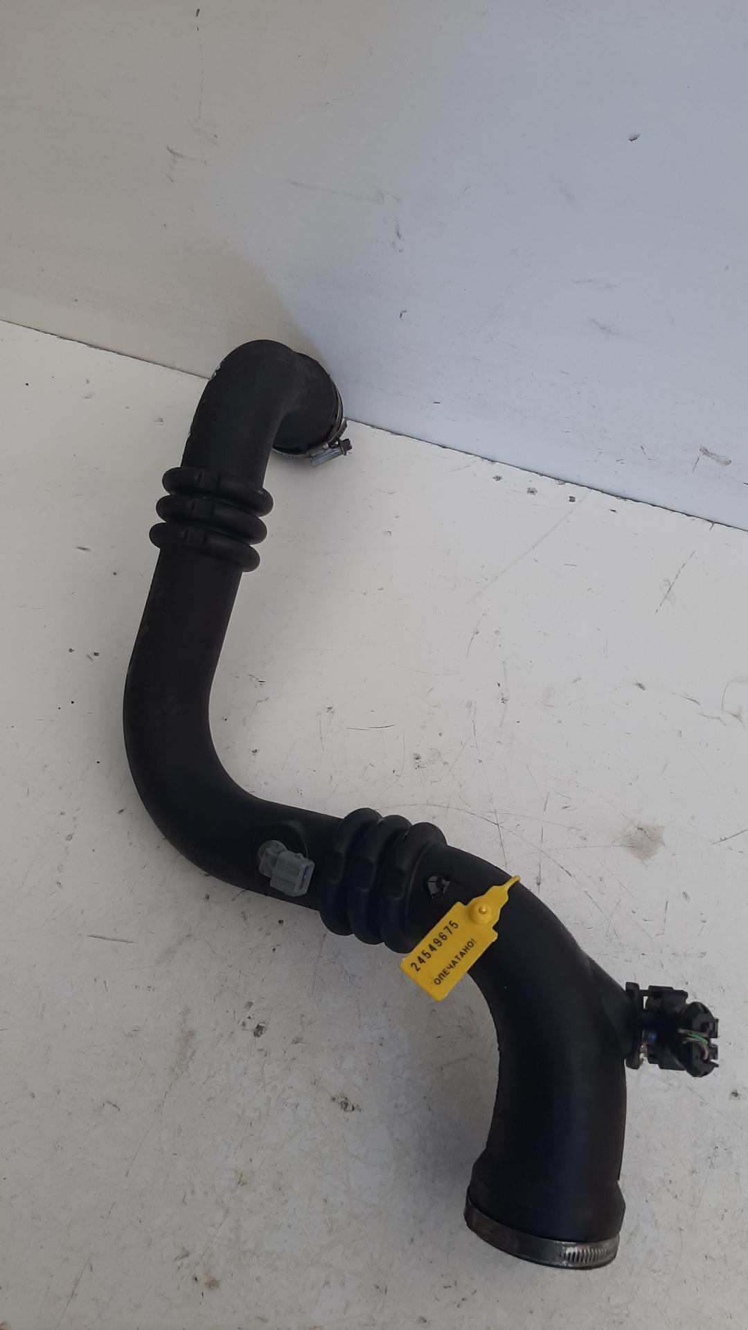 патрубок интеркулера Renault Espace 4 поколение 2003, 2.0 л., бензин, 8200050132 - фото №1