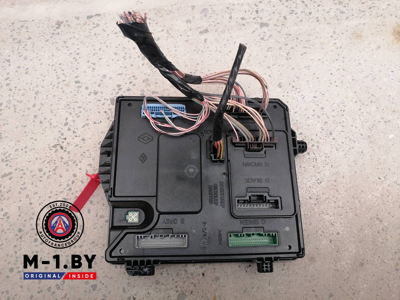 блок комфорта Renault Scenic 3 поколение (2009 - 2012), 284B17715R - фото №1