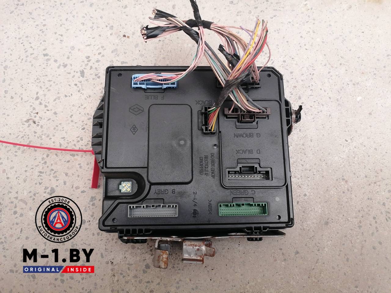 блок комфорта Renault Scenic 3 поколение (2009 - 2012), 284B18853R - фото №1