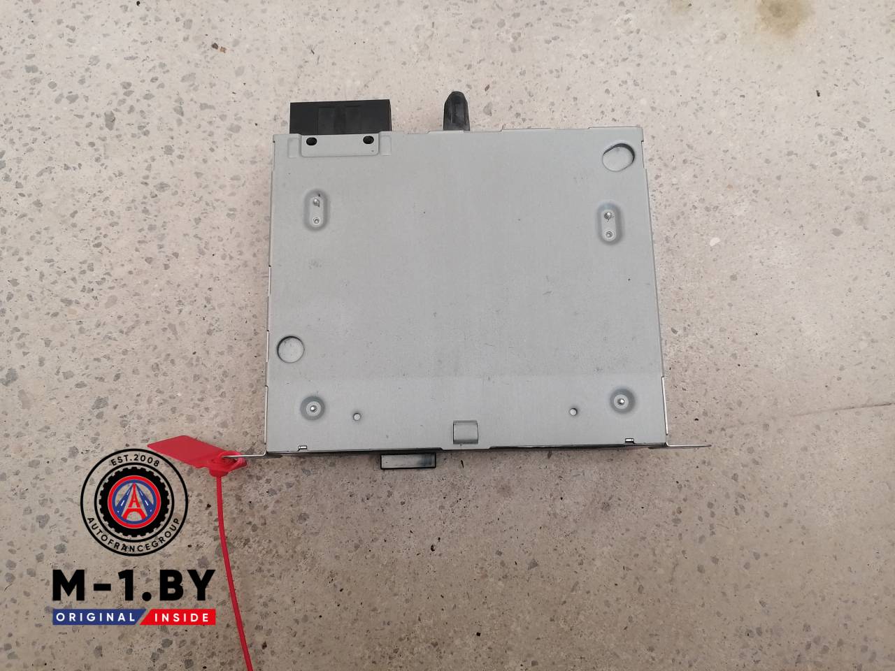 магнитола Citroen C4 2 поколение (2010 - 2017), 9676838180 - фото №1