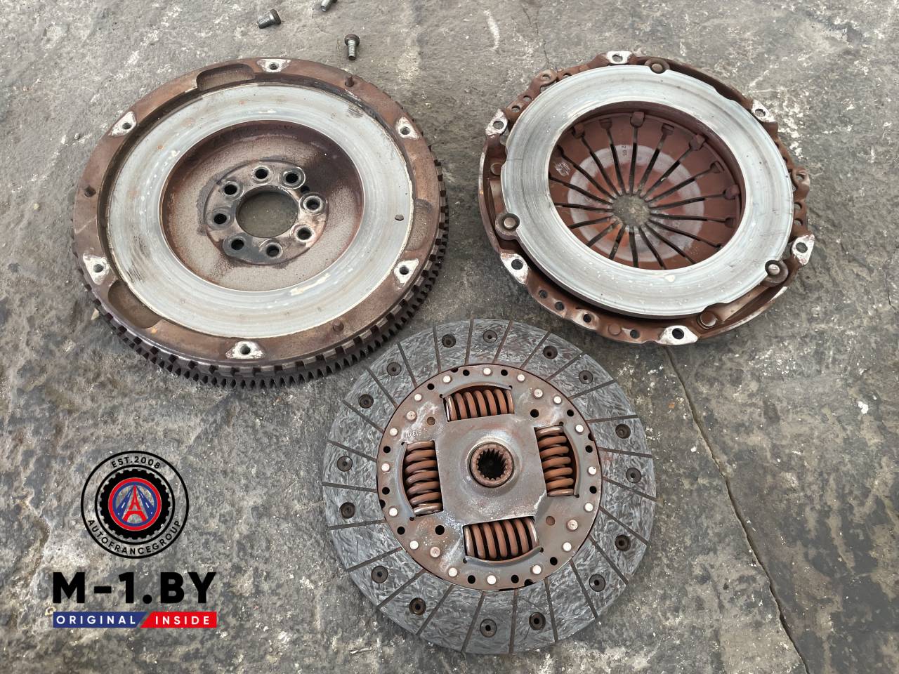 комплект сцепления Peugeot 307 1 поколение (2001 - 2005), 2.0 л., дизель - фото №1