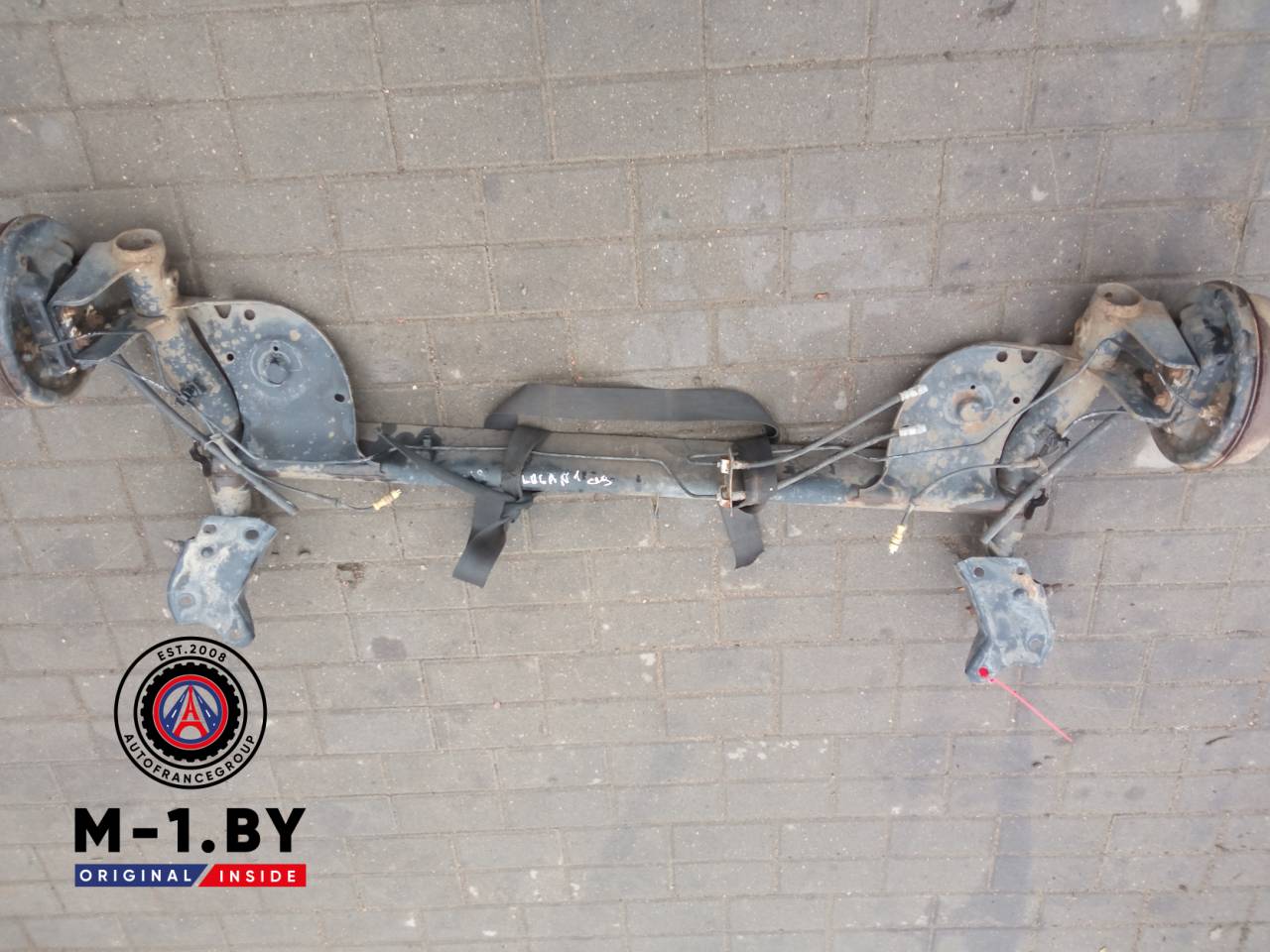 балка подвески задняя Renault Logan 1 поколение (2004 - 2009), седан - фото №1