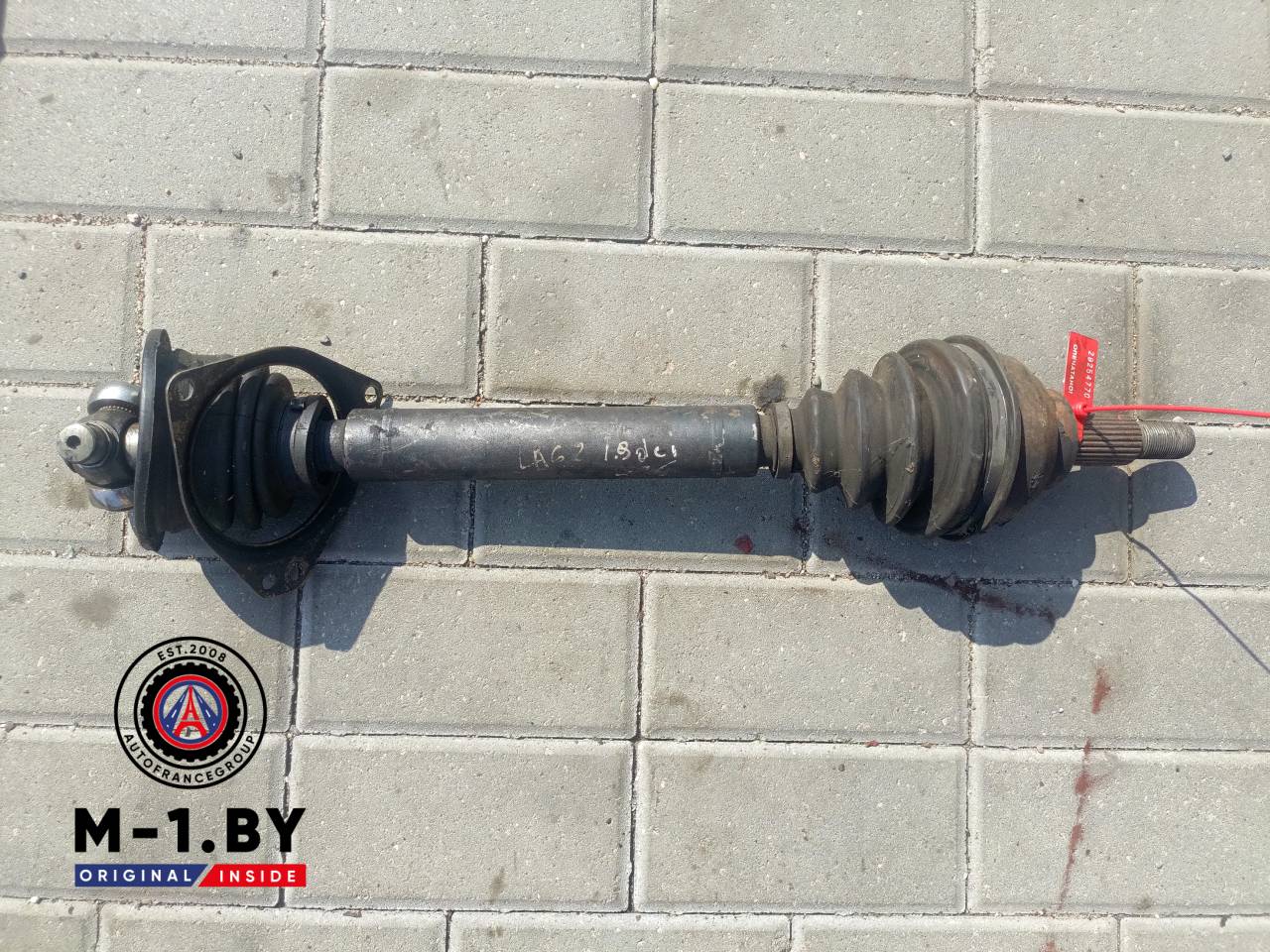 полуось передняя левая (приводной вал, ШРУС) Renault Laguna 2 поколение (2001 - 2005), 1.9 л., дизель - фото №1