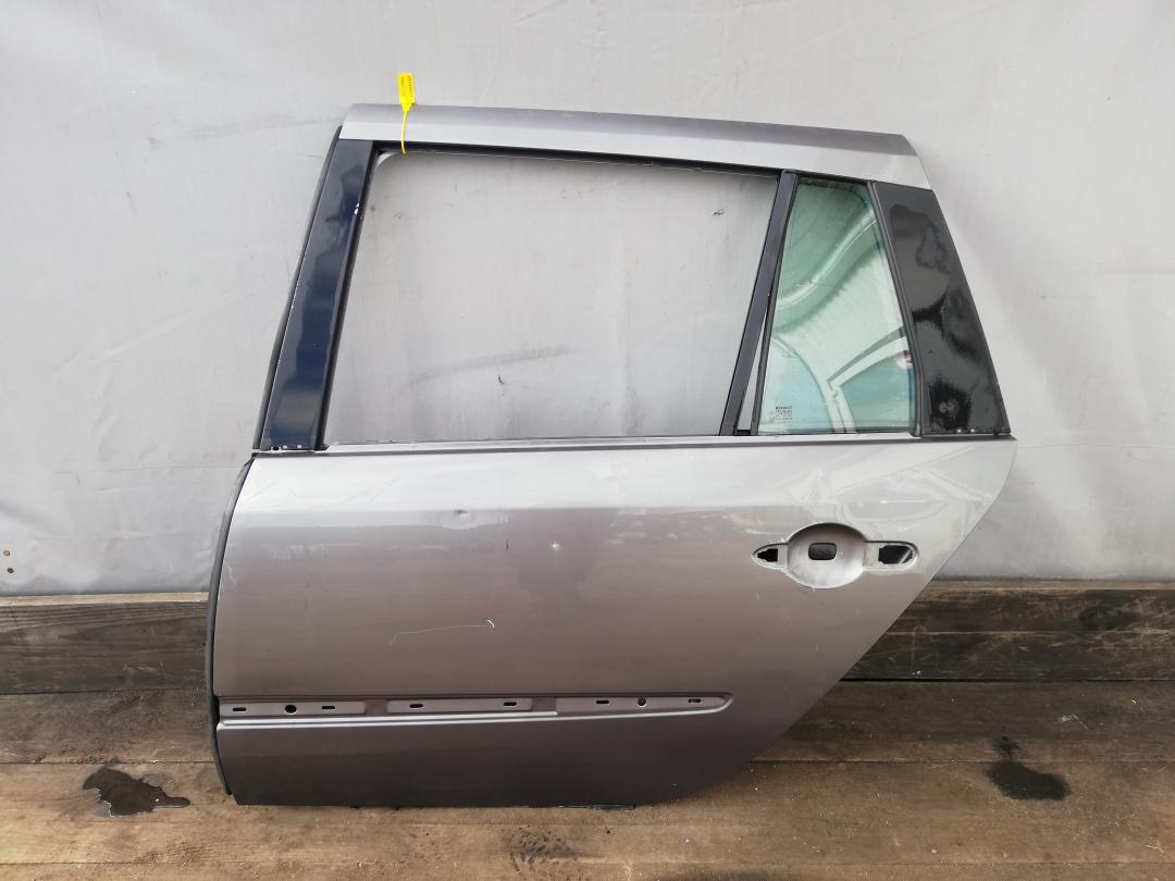 дверь задняя левая Renault Laguna 2 поколение 2001, универсал - фото №1
