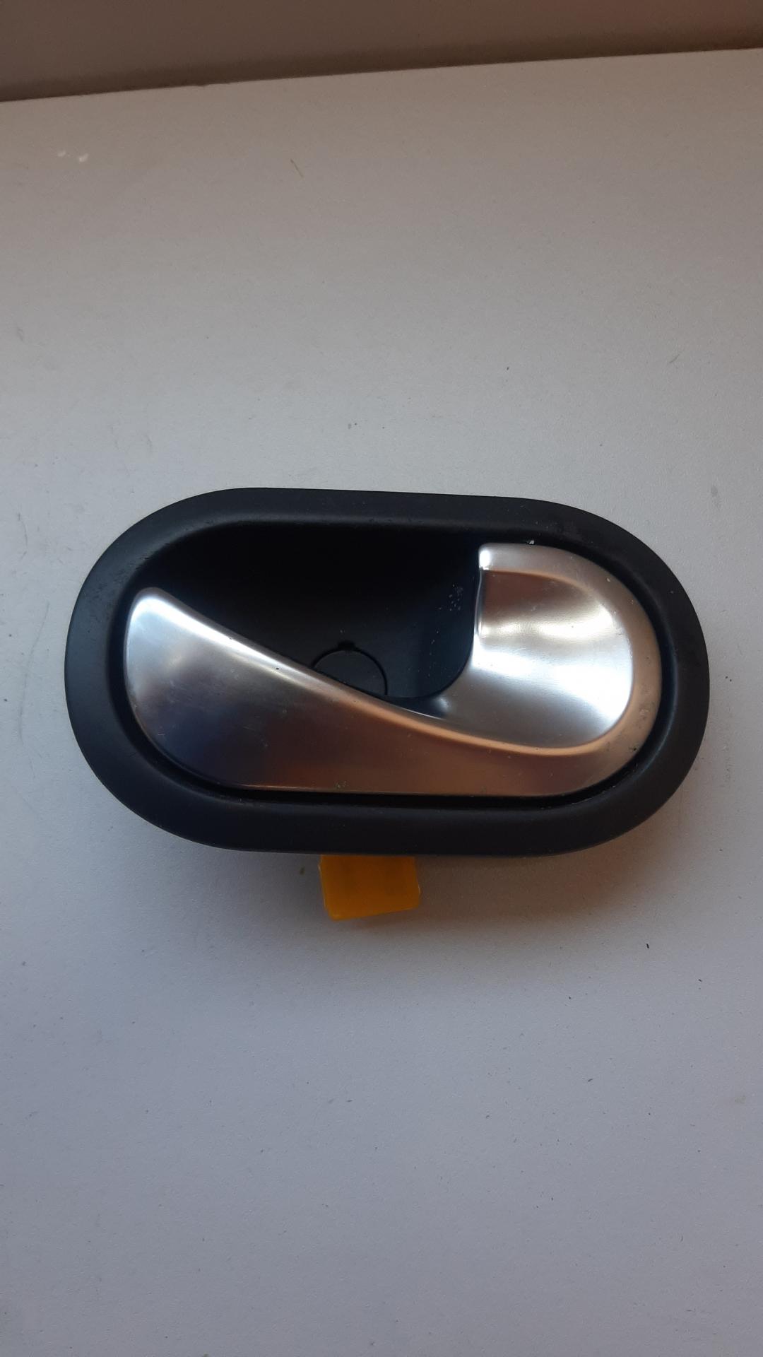 ручка внутренняя передняя правая Renault Megane 2 поколение 2003, купе - фото №1