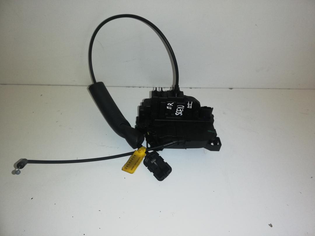 замок двери передней правой Renault Scenic 3 поколение 2012 - фото №1