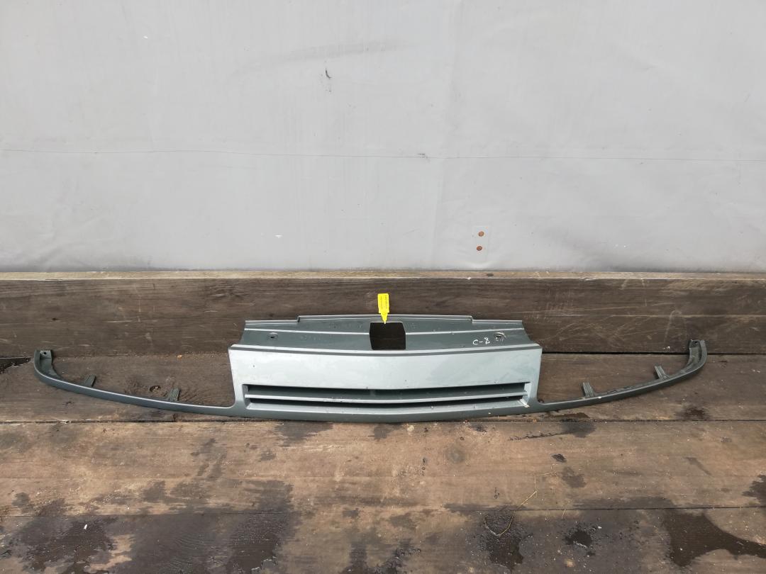 решетка радиатора Citroen Xantia 1 поколение 1992 - фото №1