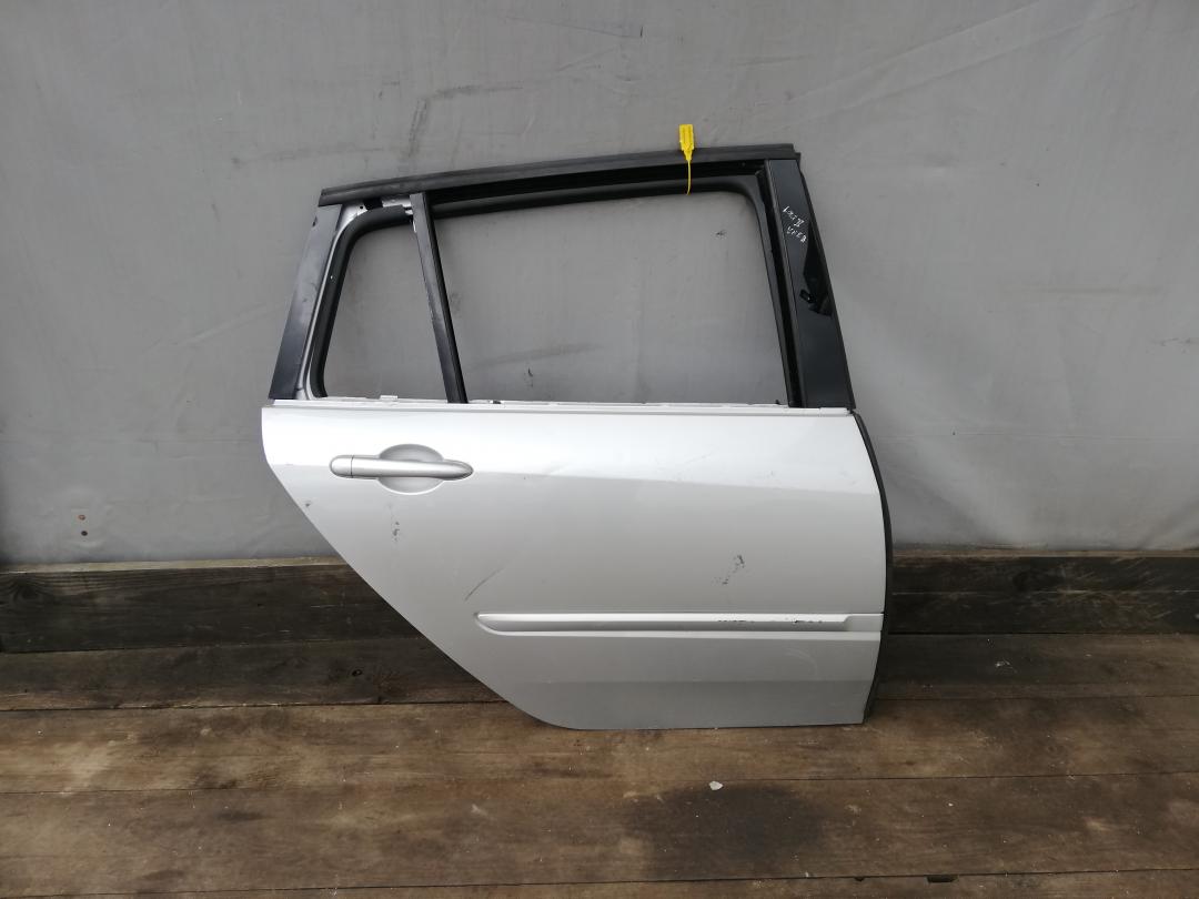 дверь задняя правая Renault Laguna 2 поколение 2001, универсал - фото №1