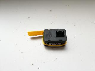 кнопка стеклоподъемника двери передней левой Opel Astra G 2000, 90561086, 90561088, 13363201