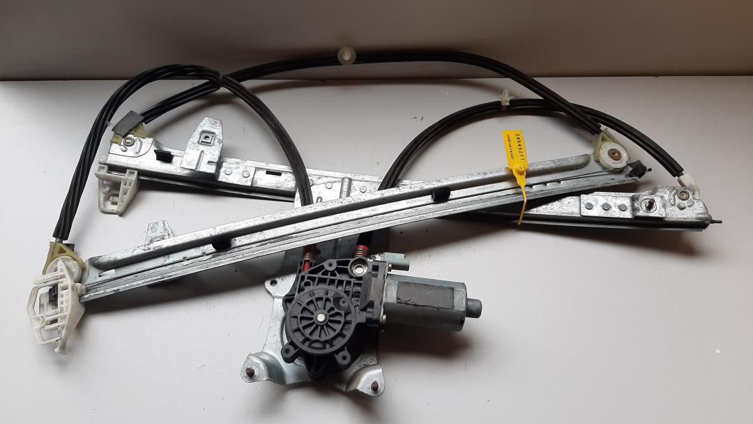 стеклоподъемник электрический передний правый Citroen Xsara Picasso 1 поколение 2001, 0130821900 - фото №1