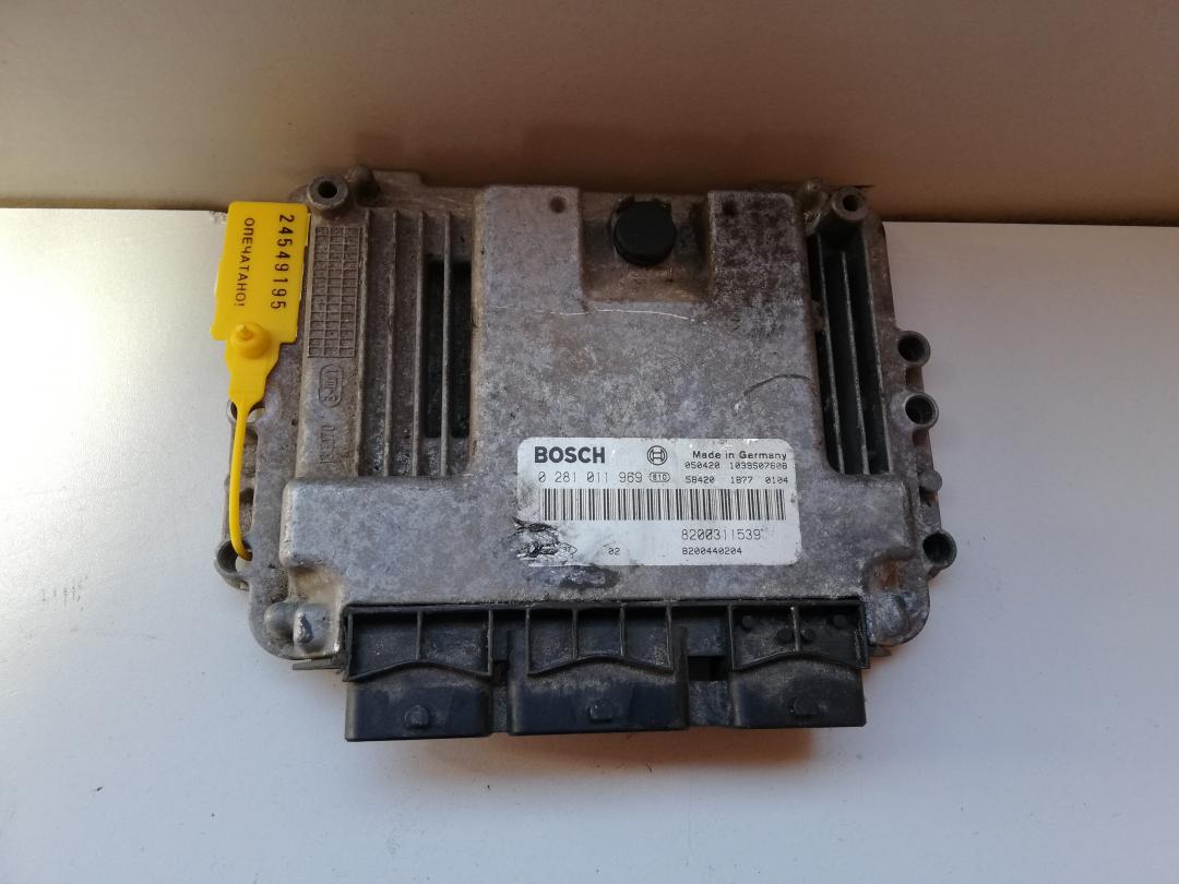 блок управления двигателем Renault Laguna 2 поколение 2001, 8200311539, 0281011969, 8200440204 - фото №1