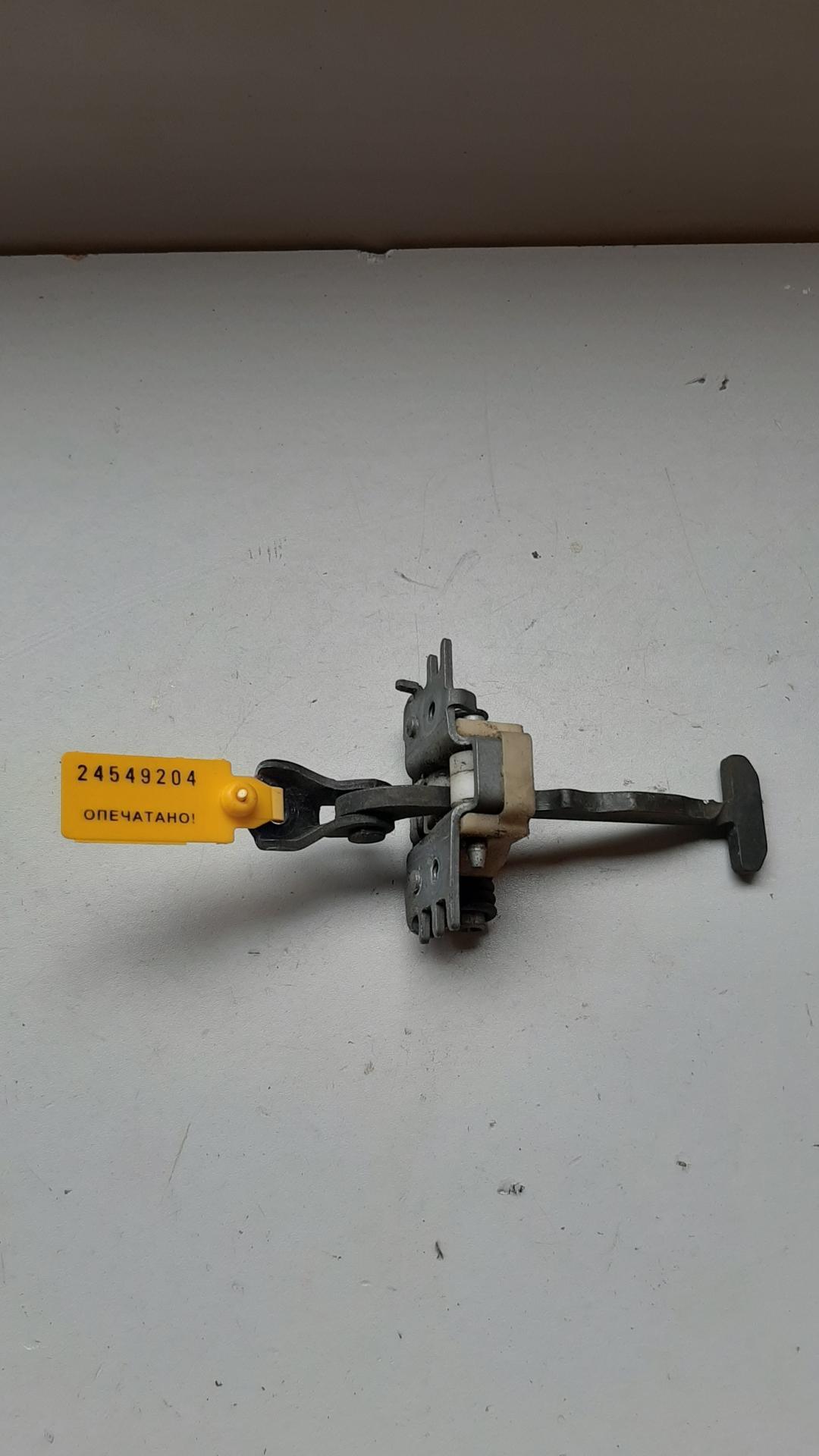 ограничитель открывания двери Renault Laguna 3 поколение 2008 - фото №1