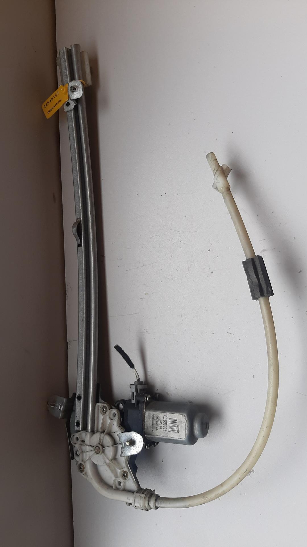 стеклоподъемник электрический задний левый Renault Laguna 2 поколение 2002 - фото №1