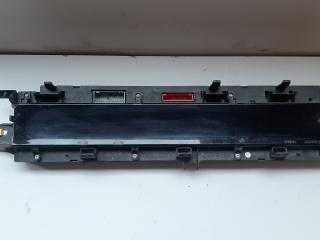 щиток приборов (приборная панель) Renault Scenic 2 поколение [рестайлинг] 2007, P8200704463A