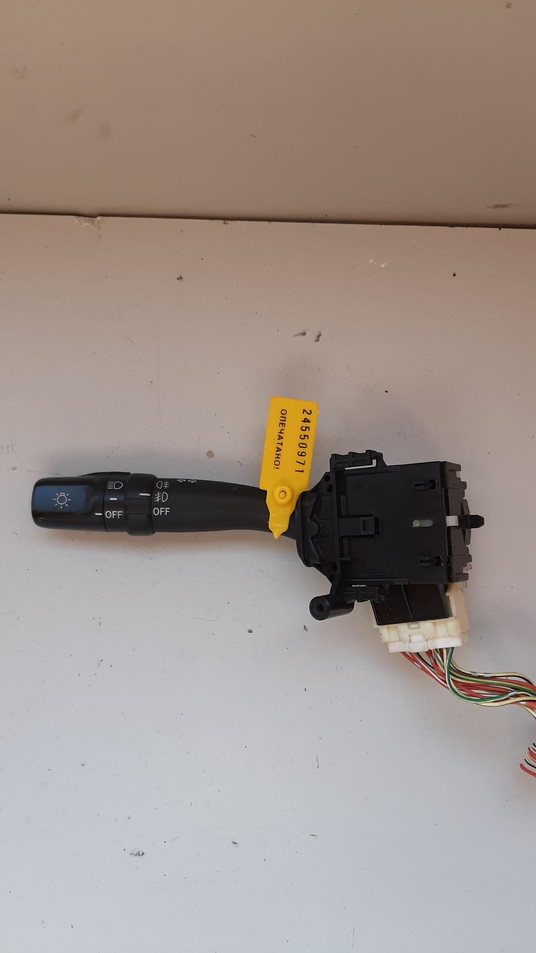 переключатель подрулевой (стрекоза) Toyota Avensis 2 поколение (T250) 2003, 173795 - фото №1