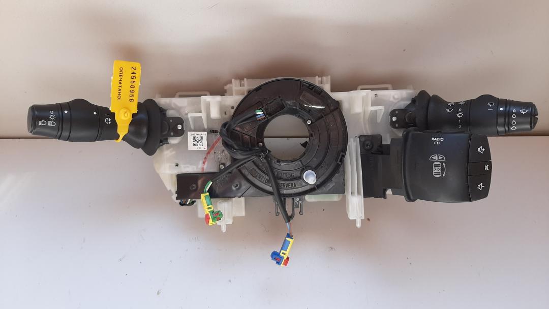 переключатель подрулевой (стрекоза) Renault Megane 3 поколение 2009, 255670016R - фото №1