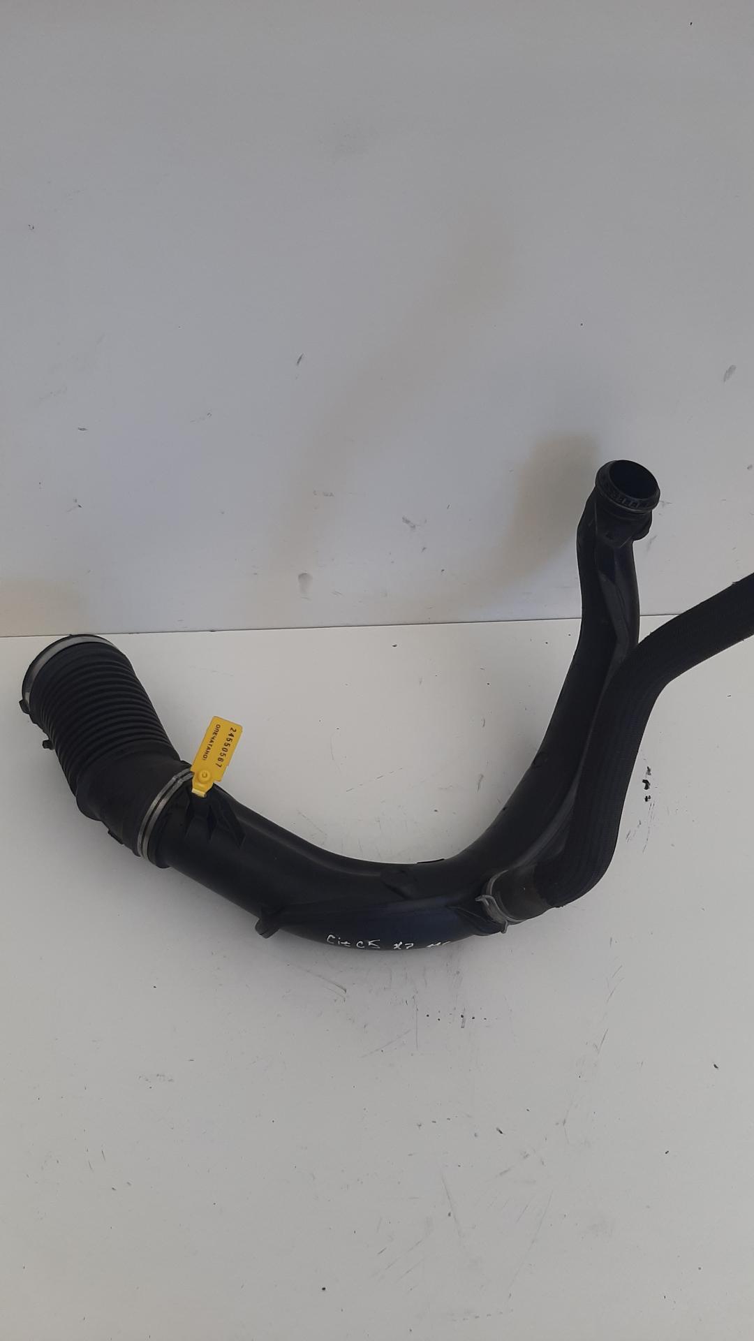 патрубок интеркулера Citroen C5 2 поколение 2011, 2.0 л., дизель, 9684878980 - фото №1