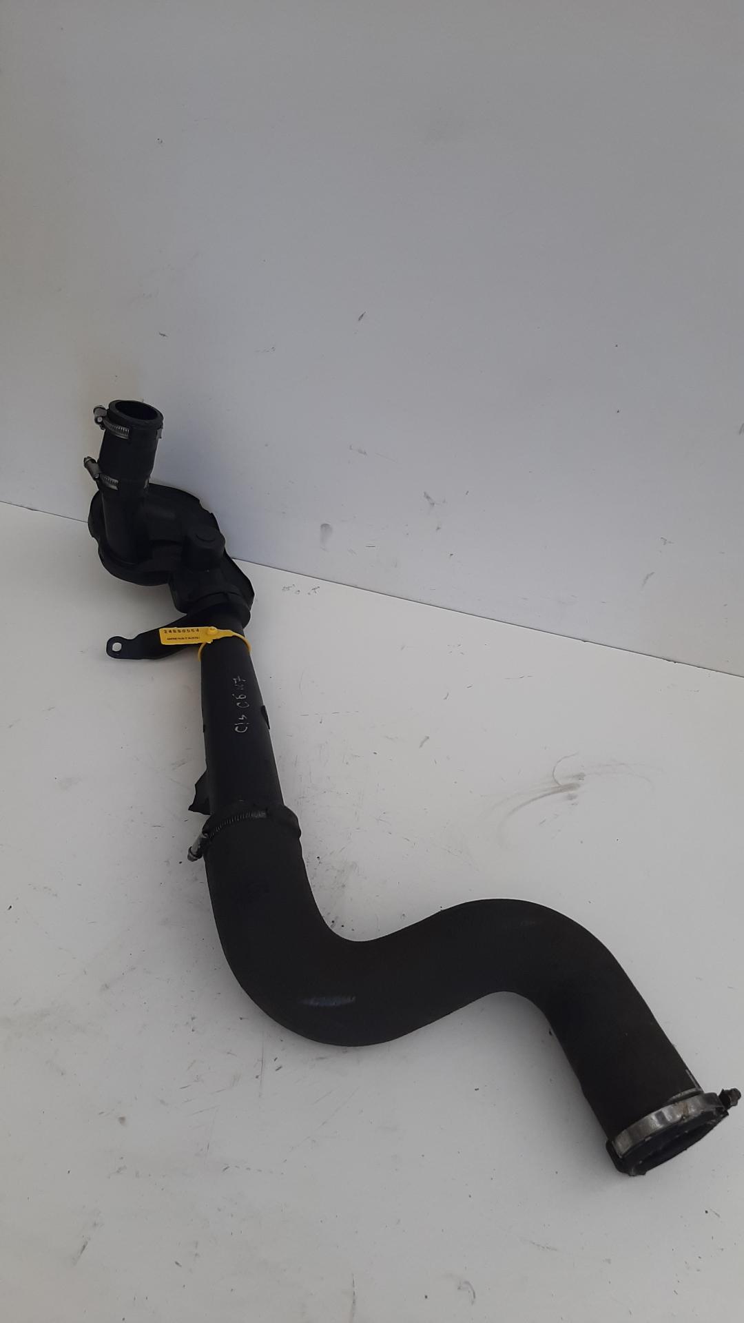 патрубок интеркулера Citroen C5 2 поколение 2008, 2.0 л., дизель, 9651164580 - фото №1