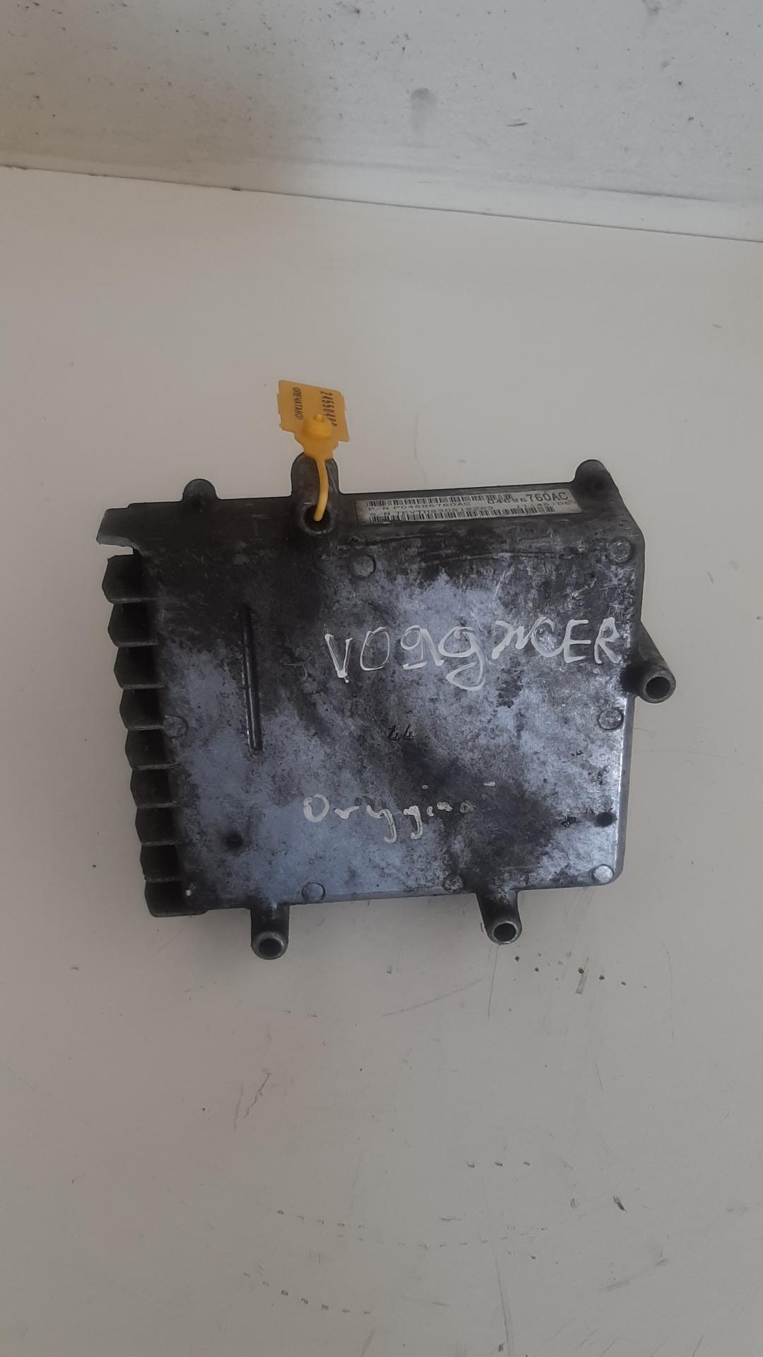 блок управления АКПП Chrysler Voyager 3 поколение 1999, 04686760AC - фото №1