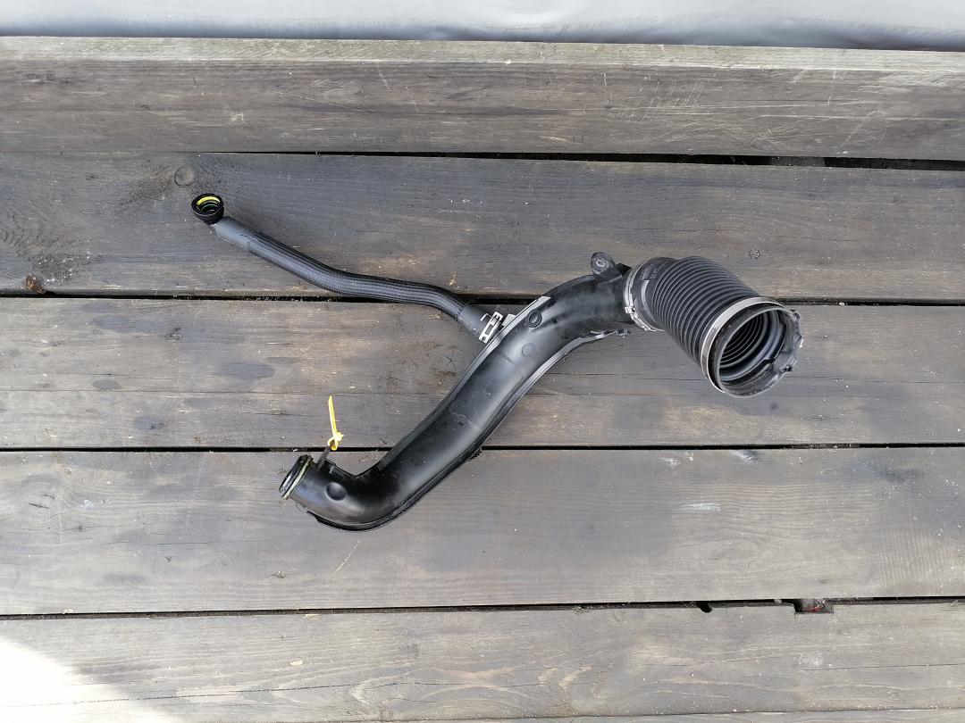 патрубок интеркулера Citroen C5 2 поколение 2010 - фото №1