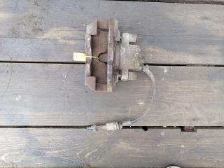 суппорт передний правый Ford Focus 2 поколение 2005