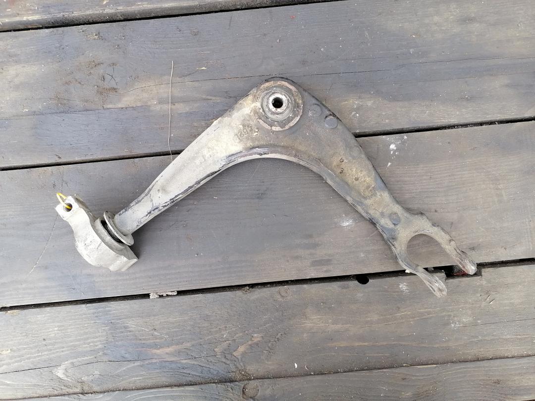 рычаг передний правый Citroen C5 2 поколение 2009 - фото №1