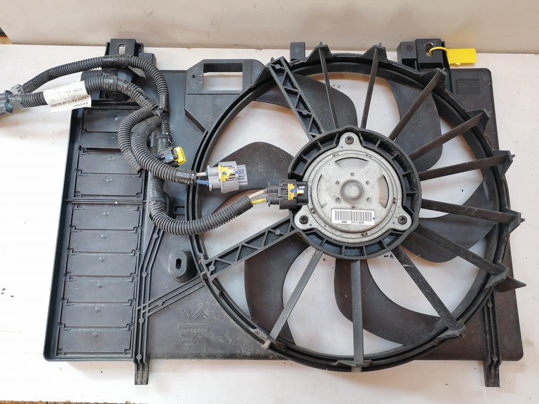 вентилятор радиатора Citroen C5 2 поколение 2011, 009927110079 - фото №1