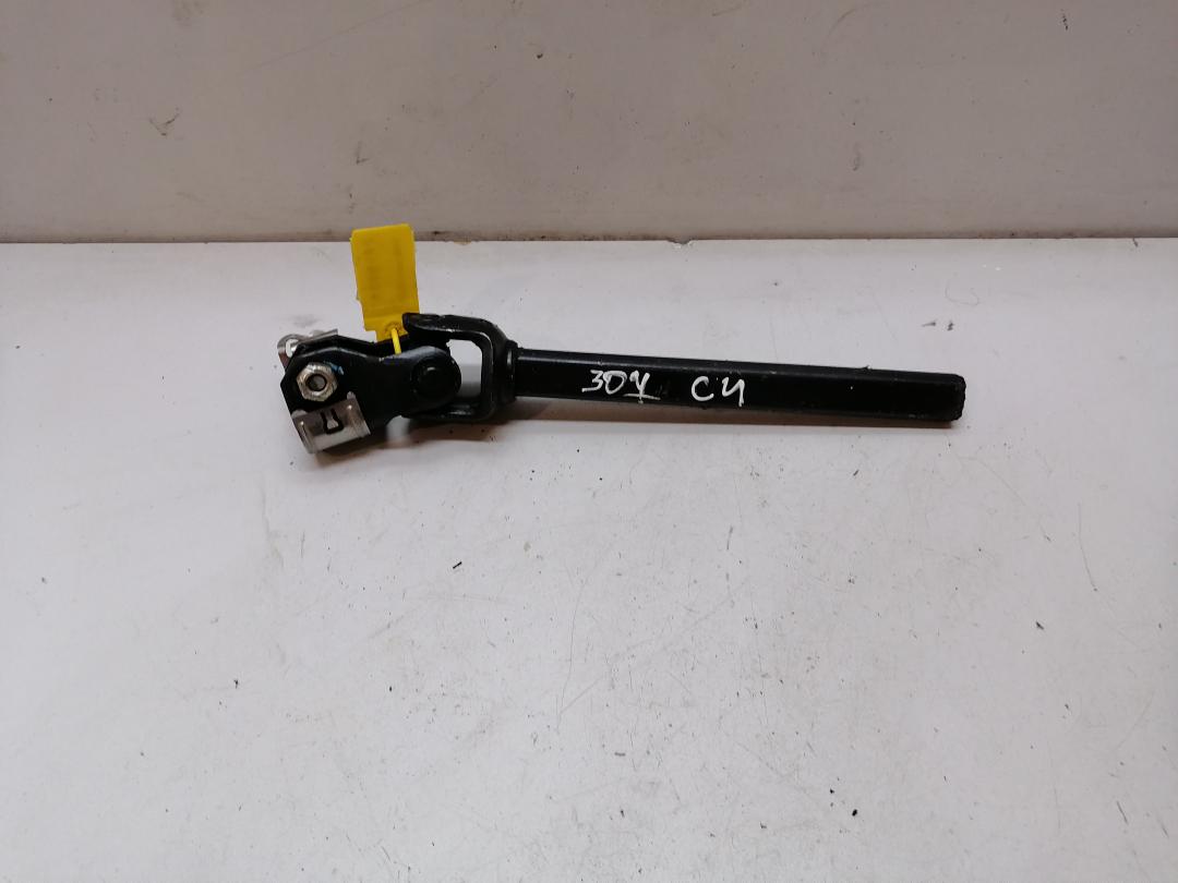 рулевой карданчик Peugeot 307 1 поколение 2001 - фото №1