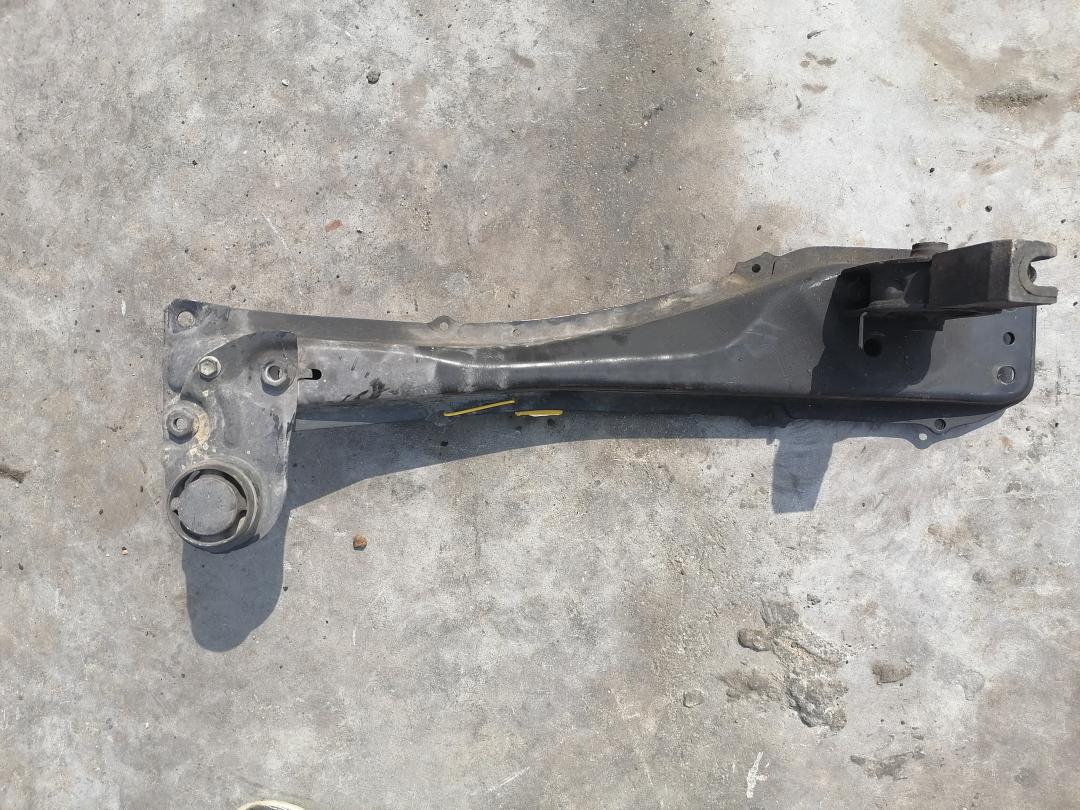 балка подвески передняя (подрамник) Toyota Corolla 10 поколение (E140/E150) 2007 - фото №1