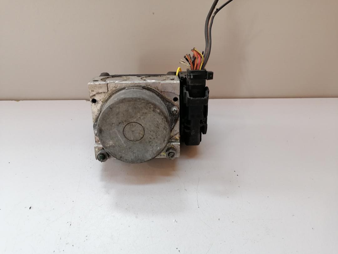 блок ABS Renault Megane 3 поколение 2008, 0265232067, 8200737985 - фото №1