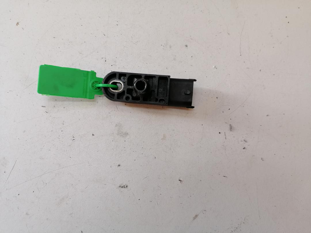 датчик (прочие) Renault Megane 2 поколение 2004, 8200168253 - фото №1