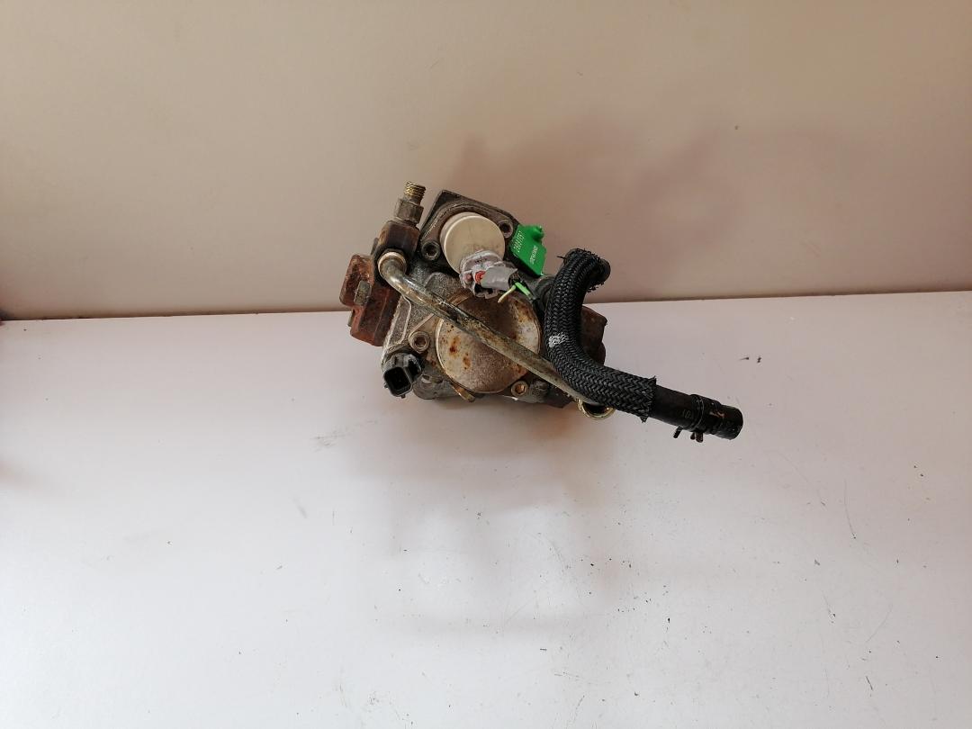 ТНВД Toyota Avensis 2 поколение (T250) 2004, 221000G010 - фото №1