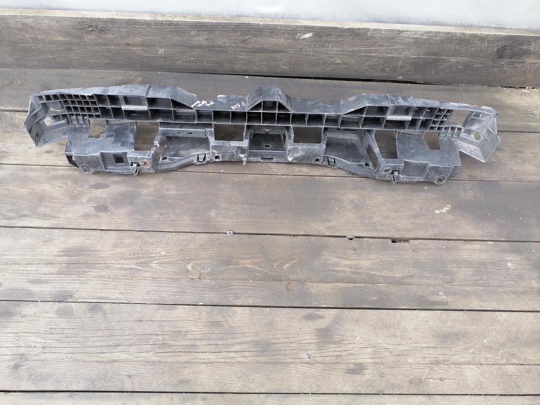 крепление бампера Peugeot 508 1 поколение 2010 - фото №1