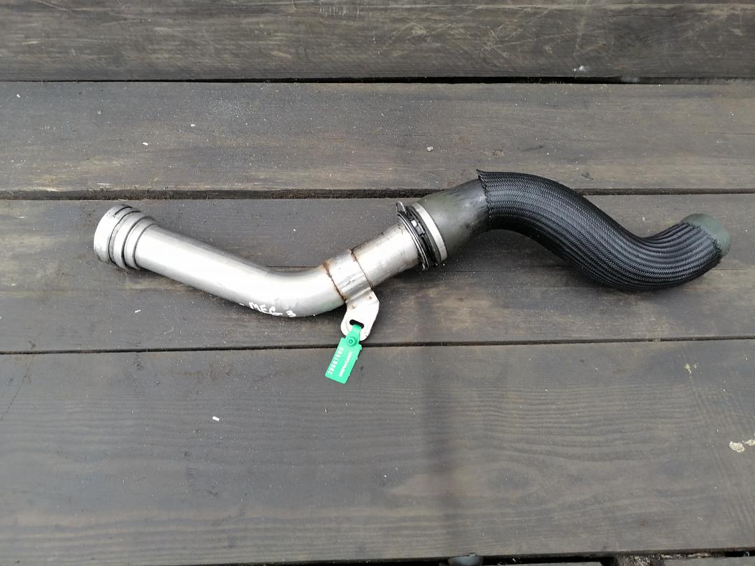 патрубок интеркулера Renault Megane 3 поколение 2009 - фото №1