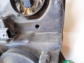 фара правая Renault Scenic 2 поколение 2003, 15810300