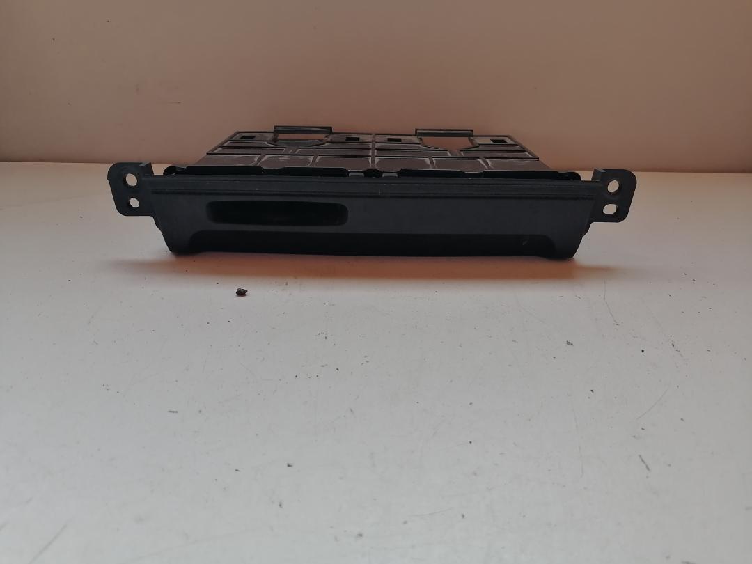 блок считывания ключ-карты Renault Latitude 1 поколение 2010, 285J00001R - фото №1