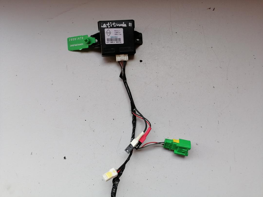 блок управления сигнализацией Renault Latitude 1 поколение 2012, 4M5418R0A - фото №1
